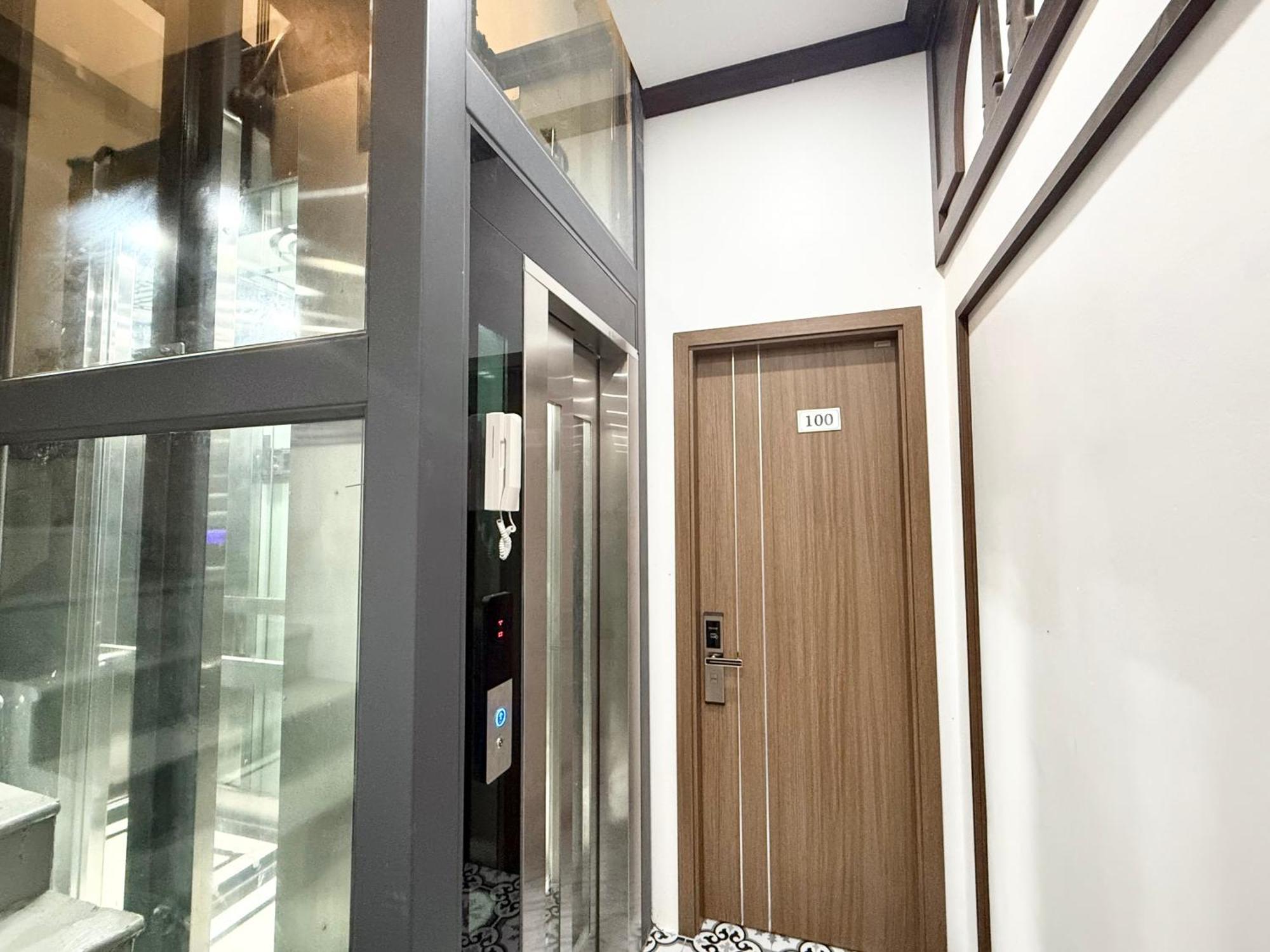 女王酒店及Spa中心2 河内 外观 照片